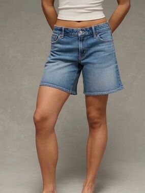 Women's AE Stretch Low-Rise 8” Baggy Jort Size 12